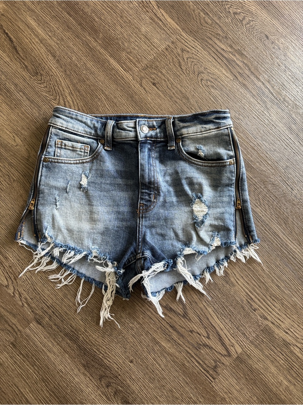 Fashion Nova Distressed High Rise Denim Shorts Side Zipper Raw Hem Sz 3